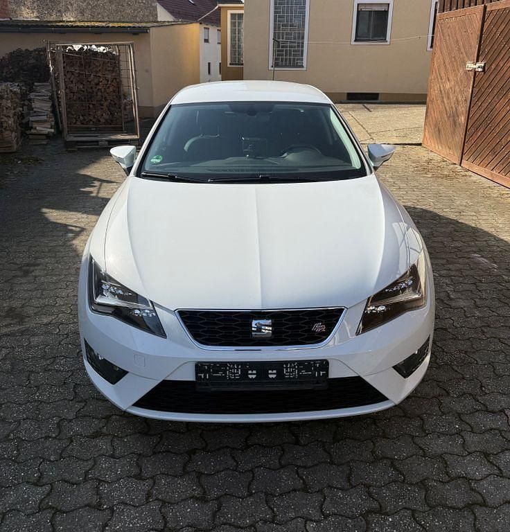 Gebraucht Seat Leon FR 150 PS (110 kW) 2016 Weiß Limousine