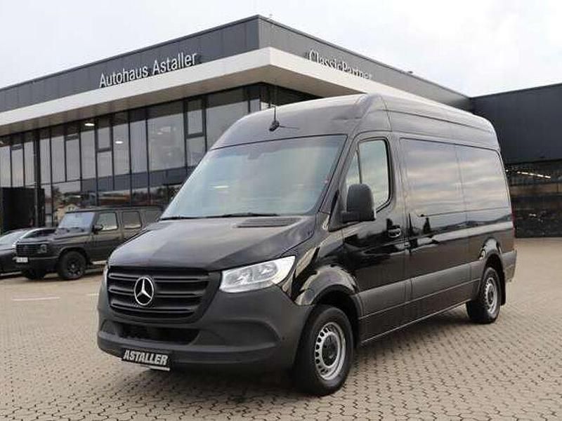 Gebraucht Mercedes Sprinter 170 PS (125 kW) 2023 Obsidianschwarz metallic Van