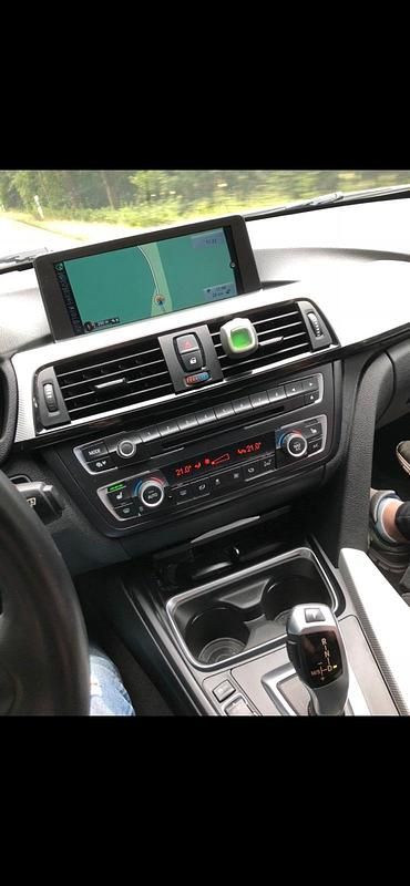 Gebraucht BMW 320 Performance 184 PS (135 kW) 2014 Weiß Kombi