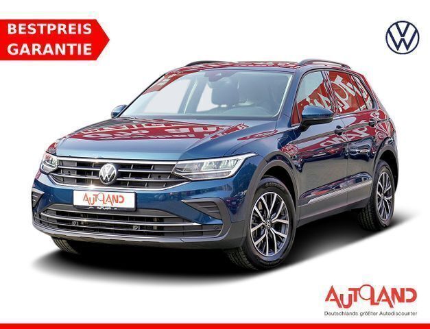 Nightshade blue perl (metallic) Gebraucht 2022 VW Tiguan Active SUV | 29.950 € (Guter Preis) - Bild 1/4