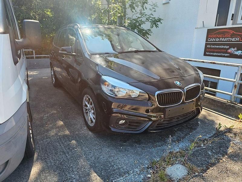 Gebraucht BMW 216 Gran Tourer Advantage 116 PS (85 kW) 2017 Schwarz Van / Kleinbus