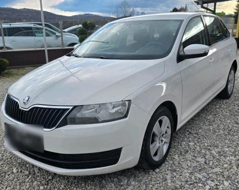 Gebraucht Skoda Rapid 95 PS (69 kW) 2018 Weiß Kleinwagen