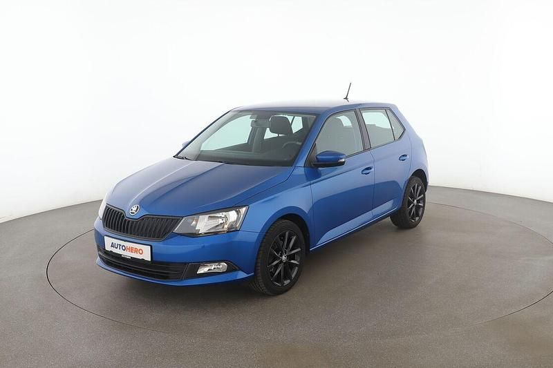 Blau Gebraucht 2018 Skoda Fabia Cool Plus Limousine | 10.020 € (Fairer Preis) - Bild 1/3