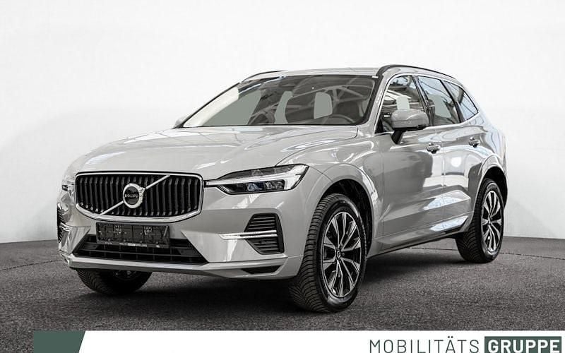 Grau Neu 2025 Volvo XC60 Core SUV | 61.700 € (Fairer Preis) - Bild 1/4
