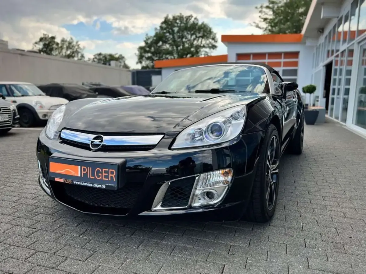 Gebraucht Opel GT 264 PS (194 kW) 2009 Schwarz Cabrio