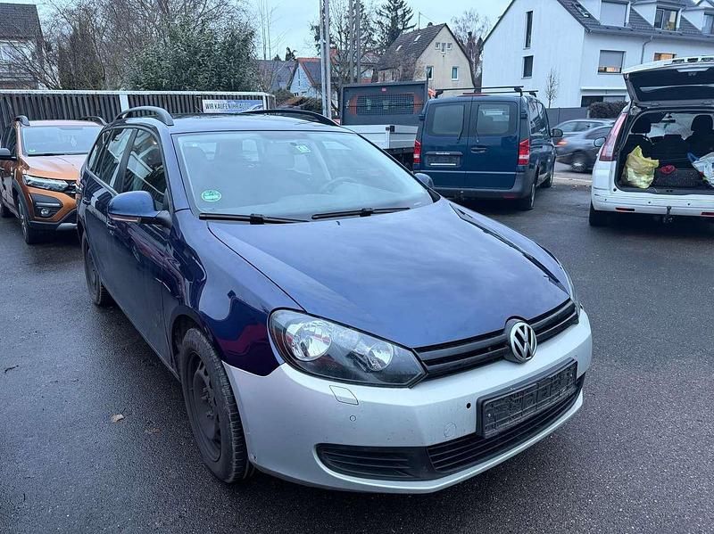 Gebraucht VW Golf VI Trendline 105 PS (77 kW) 2011 Tempest blue metallic Kleinwagen