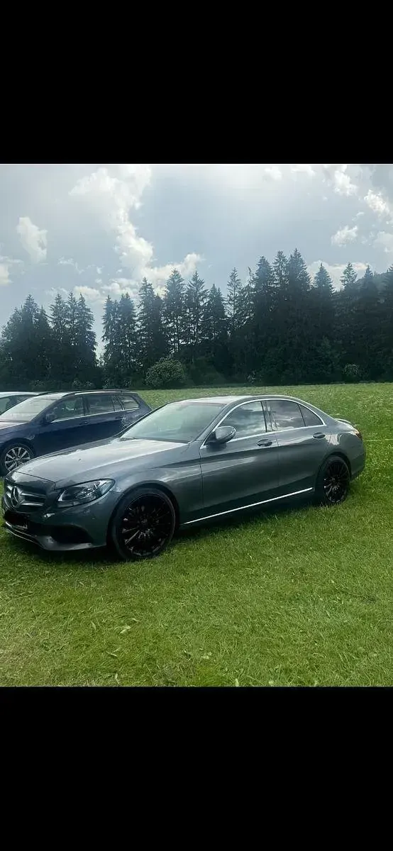 Gebraucht Mercedes C200 Avantgarde 136 PS (100 kW) 2016 Grau Limousine