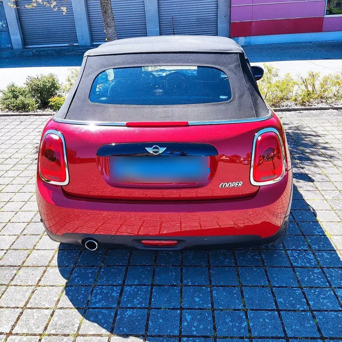 Używany Mini Cooper 136 KM (100 kW) 2016 Czerwony Hatchback