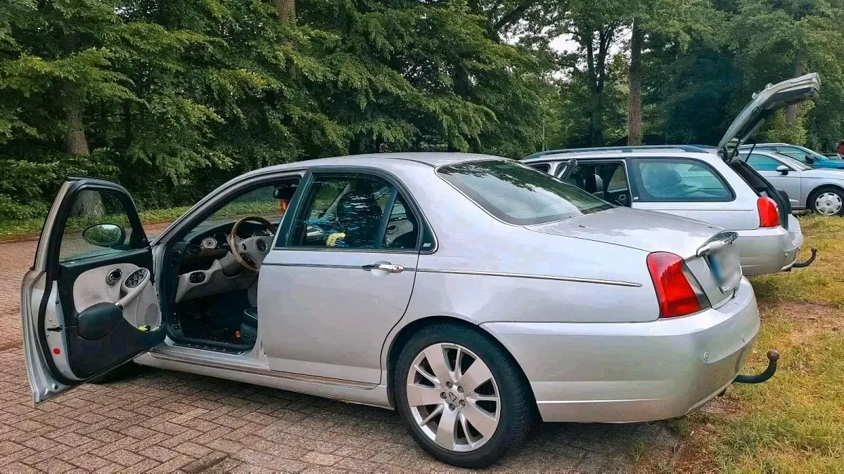 Gebraucht Rover 75 131 PS (96 kW) 2005 Silber Limousine