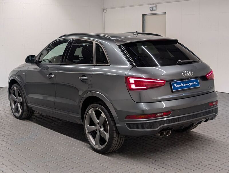 Gebraucht Audi Q3 S-Line 150 PS (110 kW) 2015 Grau (daytonagrau perleffekt) SUV