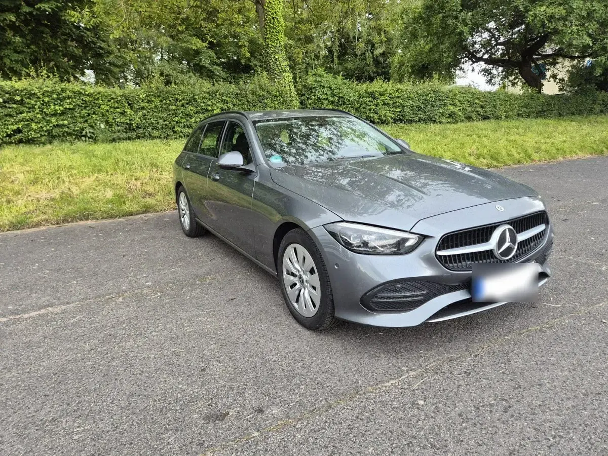 Gebraucht Mercedes C220 200 PS (147 kW) 2022 Grau Kombi