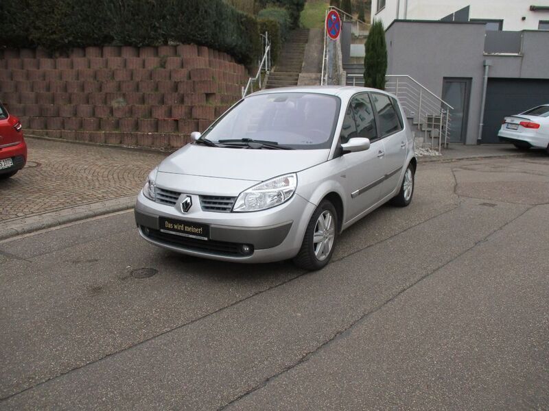Grau Gebraucht 2005 Renault Scénic II Dynamique Van / Kleinbus | 1.690 € (Fairer Preis) - Bild 1/4