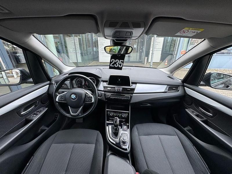 Gebraucht BMW 216 Active Tourer Advantage 116 PS (85 kW) 2019 Black sapphire Van / Kleinbus