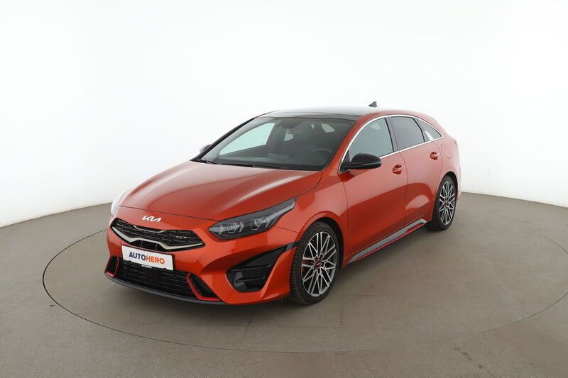 Orange Gebraucht 2022 Kia ProCeed 2 Kleinwagen | 27.640 € (Guter Preis) - Bild 1/4