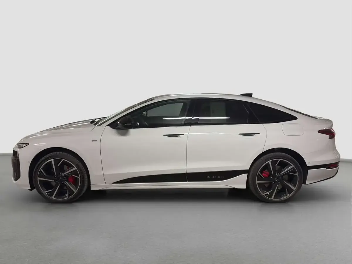 Nowe Audi e-tron Business 314 kW (428 KM) 2026 Biały SUV