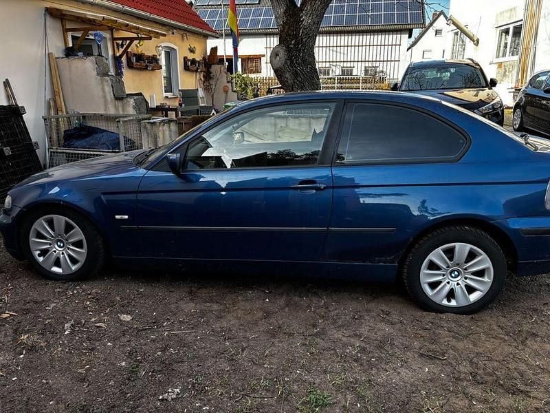 Gebraucht BMW 316 Compact 116 PS (85 kW) 2003 Blau Kleinwagen