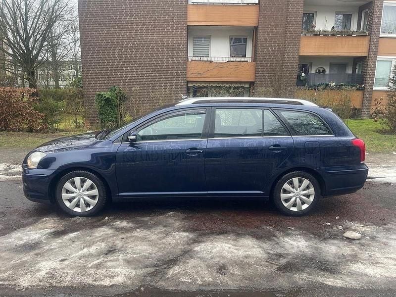 Gebraucht Toyota Avensis Executive 147 PS (108 kW) 2008 Kombi