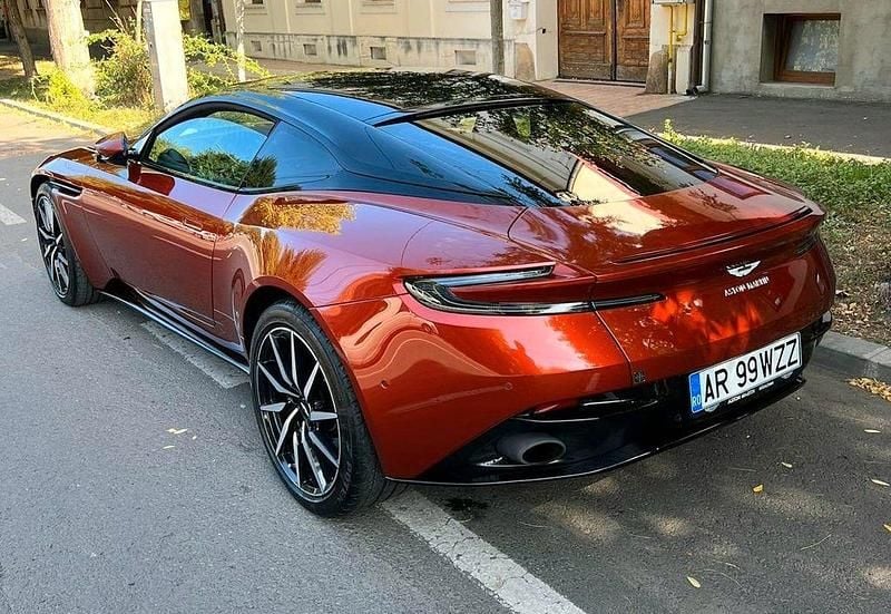 Gebraucht Aston Martin DB11 608 PS (447 kW) 2018 Schwarz