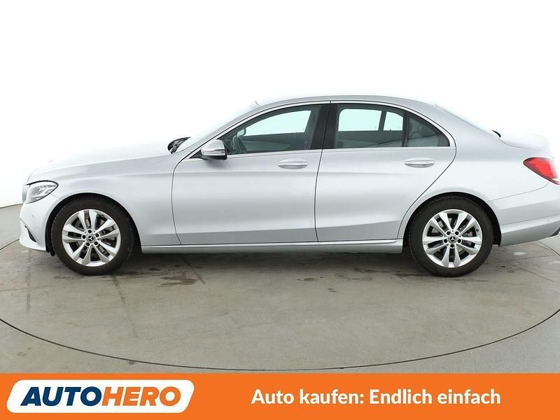 Gebraucht Mercedes C180 Avantgarde 156 PS (114 kW) 2019 Grau Limousine