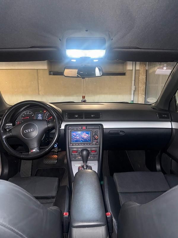 Gebraucht Audi A4 S-Line 220 PS (161 kW) 2004 Silber Limousine