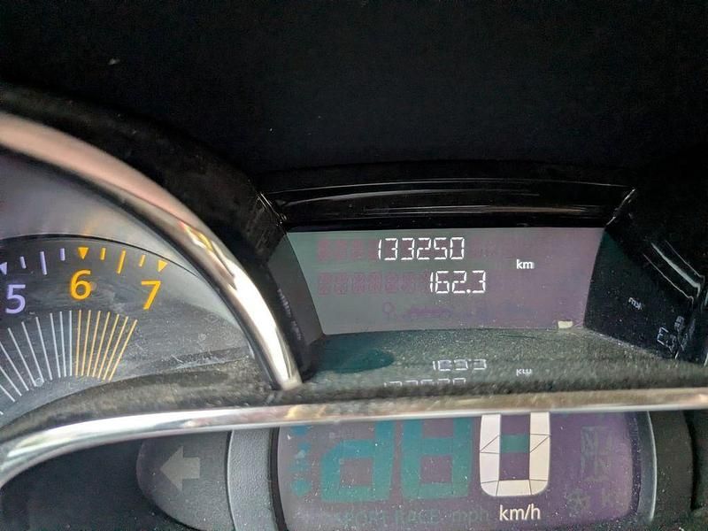 Gebraucht Renault Clio IV 90 PS (66 kW) 2014 Schwarz Limousine