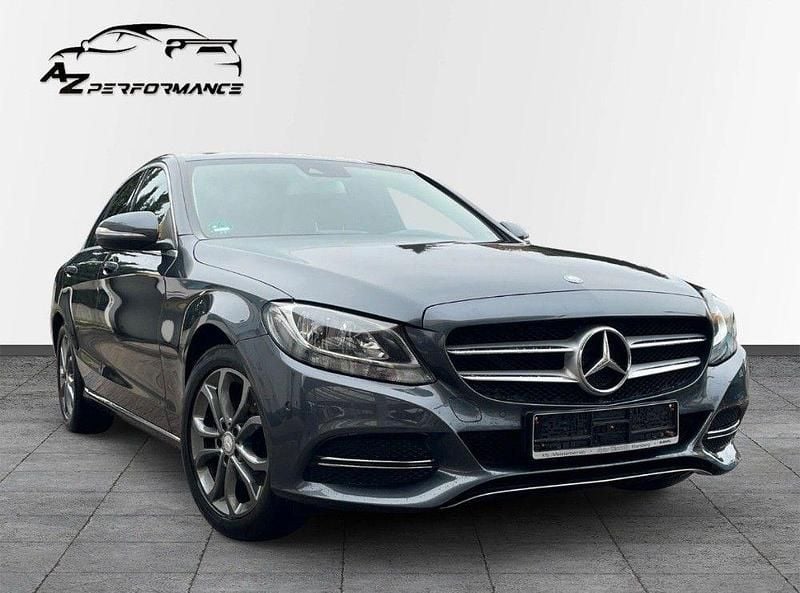 Grau Gebraucht 2014 Mercedes C200 Avantgarde Limousine | 16.999 € (Fairer Preis) - Bild 1/4