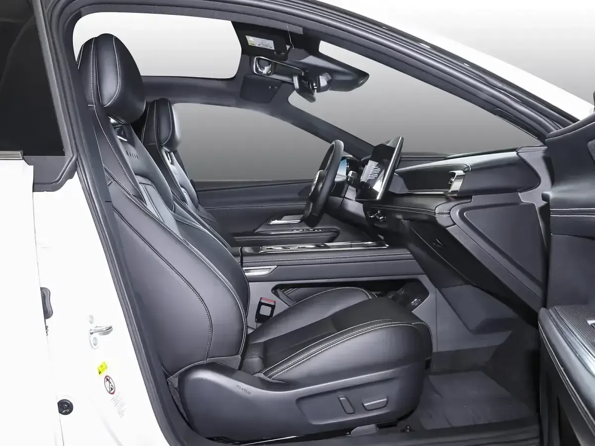 Gebraucht Mazda 6e Takumi-Line 189 kW (258 PS) 2025 Weiß Limousine