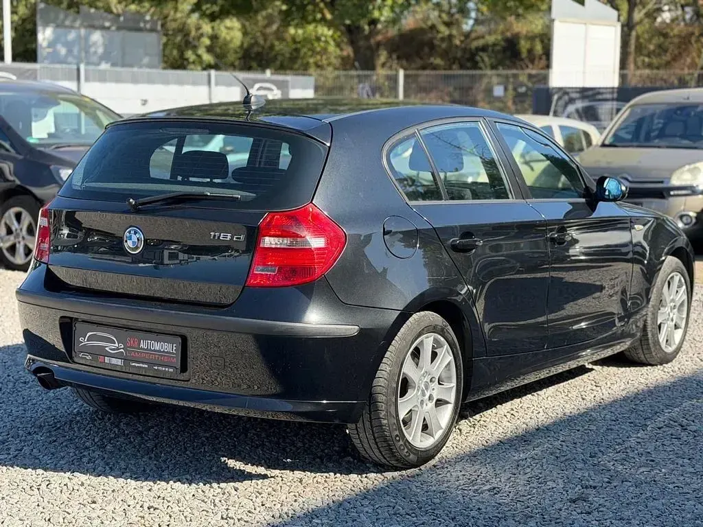 Gebraucht BMW 118 143 PS (105 kW) 2008 Schwarz Kleinwagen