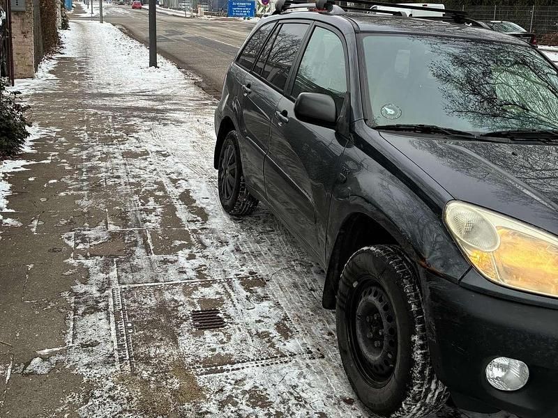 Gebraucht Toyota RAV4 125 PS (91 kW) 2005 Grau SUV