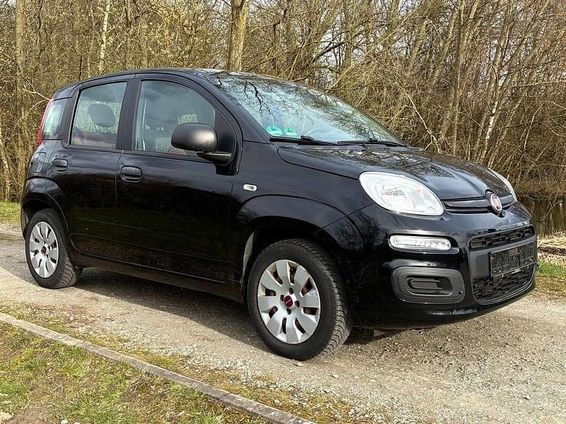Gebraucht Fiat Panda Pop 69 PS (50 kW) 2016 Colore esterno (cinema schwarz Kleinwagen