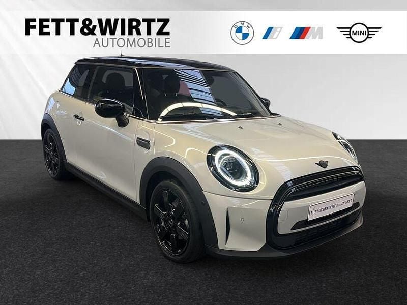 White silver metallic Gebraucht 2022 Mini Cooper Kleinwagen | 22.890 € (Fairer Preis) - Bild 1/3
