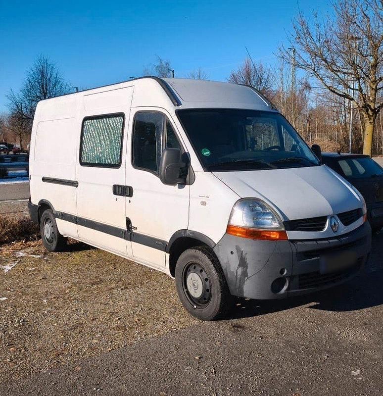 Second-hand Renault Master 120 CP (88 kW) 2010 Alb Monovolum