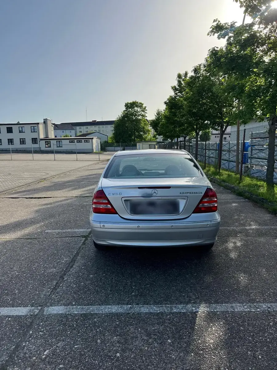 Gebraucht Mercedes C230 192 PS (141 kW) 2004 Silber Limousine