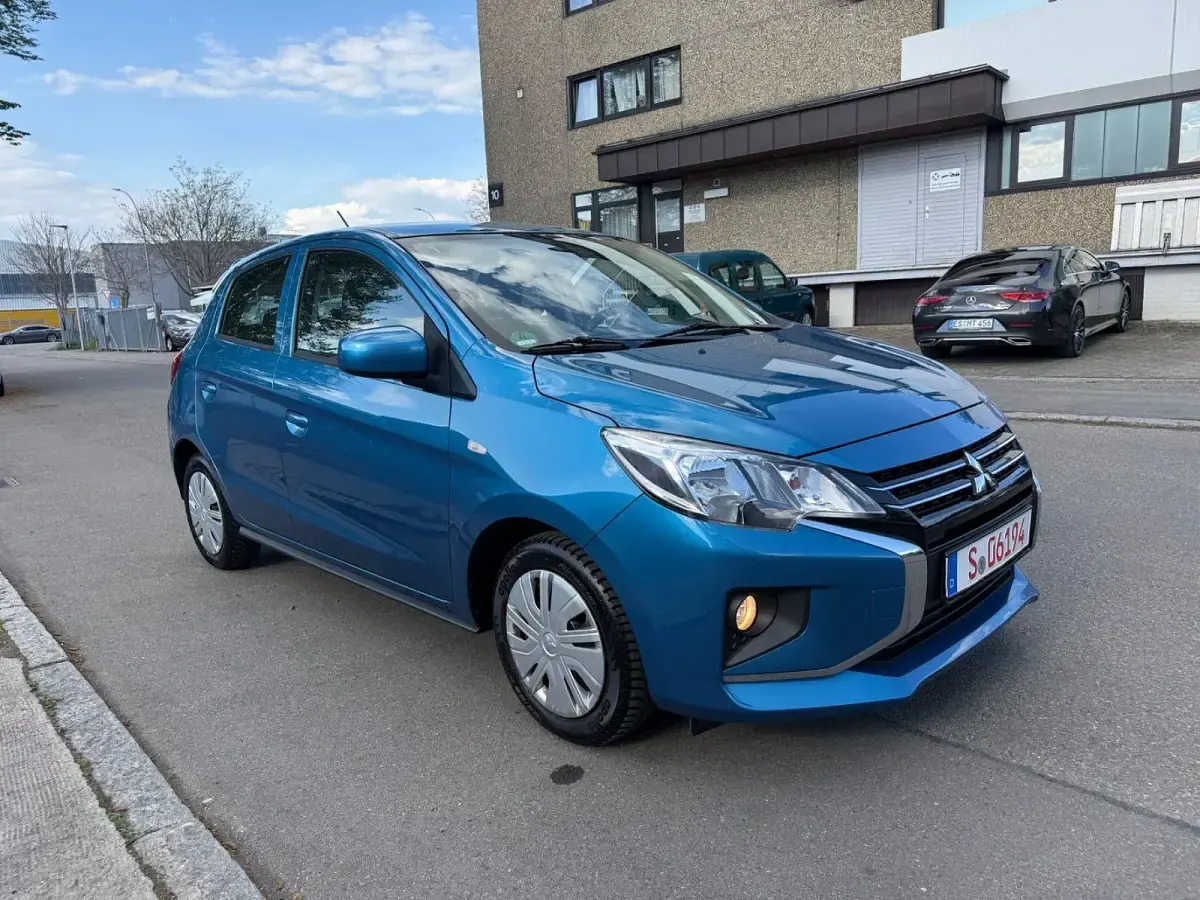 Gebraucht Mitsubishi Space Star Select 71 PS (52 kW) 2023 Blau Kleinwagen