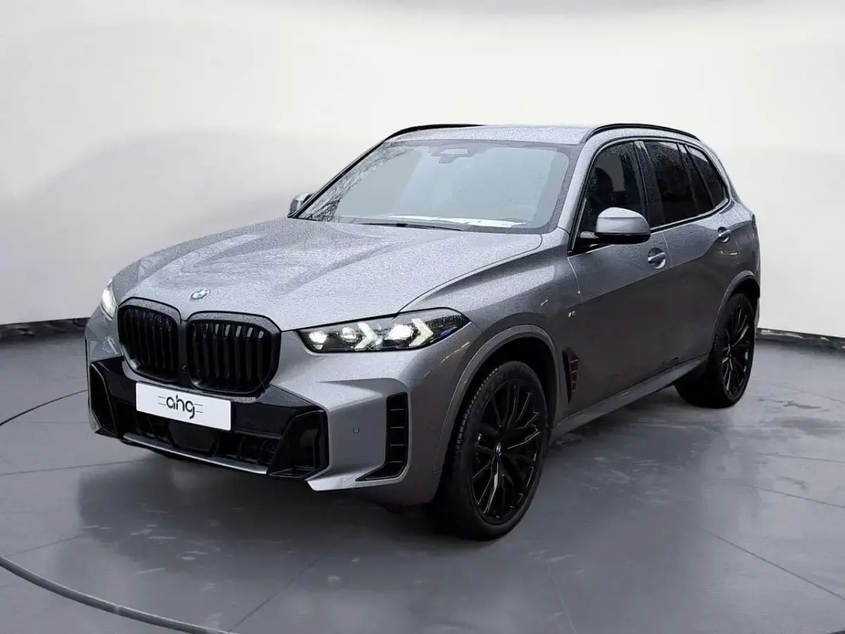 Ny BMW X5 Performance 352 HK (258 kW) 2026 Grå SUV