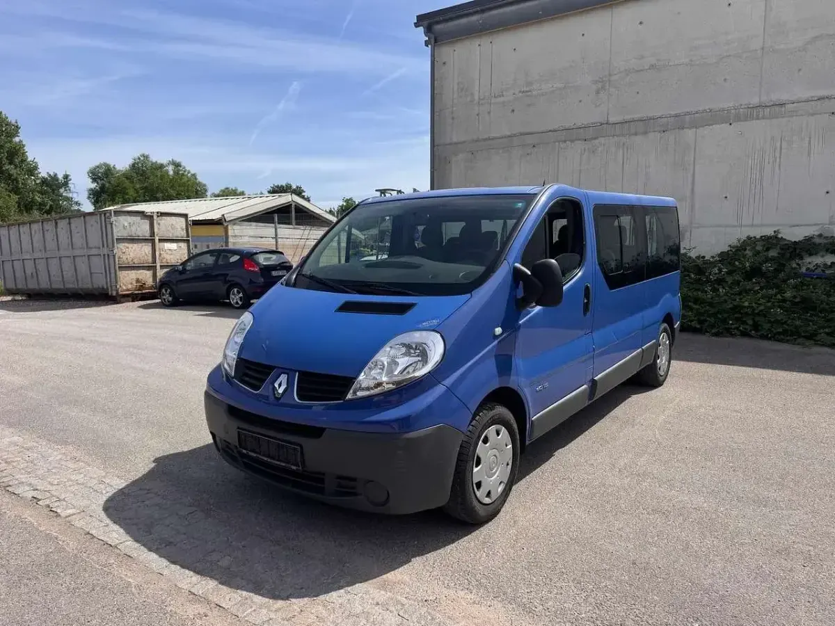 Gebraucht Renault Trafic Expression 115 PS (84 kW) 2011 Blau Van / Kleinbus