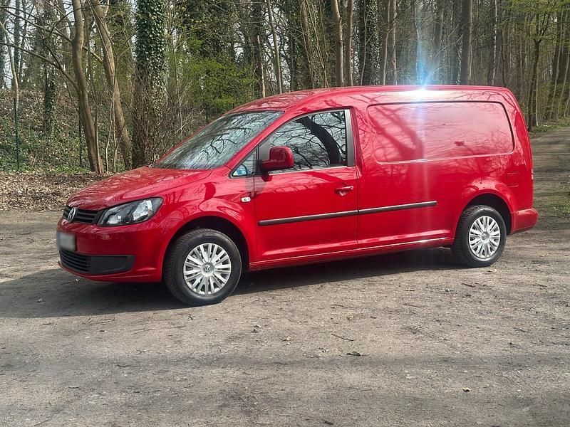 Gebraucht VW Caddy Maxi 105 PS (77 kW) 2015 Rot Van / Kleinbus