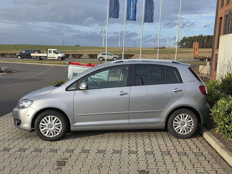 Gebraucht VW Golf VI Team 105 PS (77 kW) 2010 Grau Kleinwagen