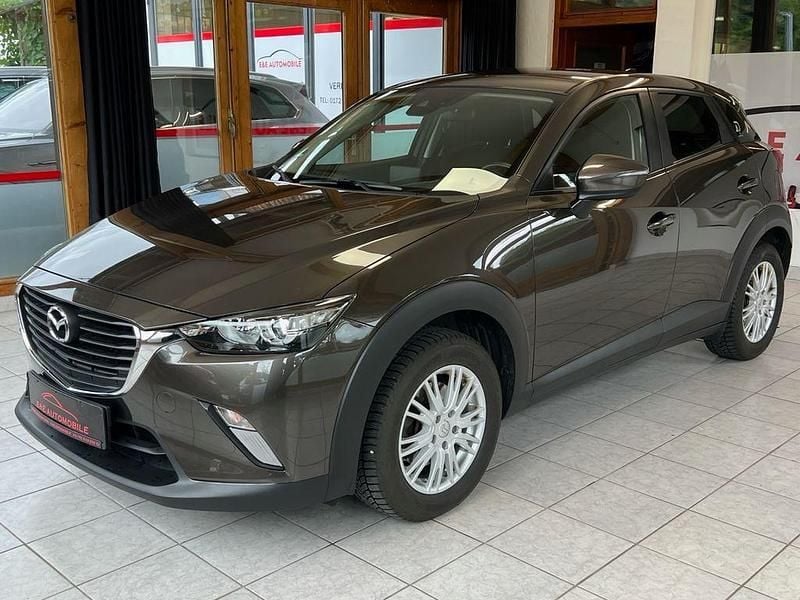 Grau Gebraucht 2017 Mazda CX-3 Kizoku SUV | 13.999 € (Guter Preis) - Bild 1/4
