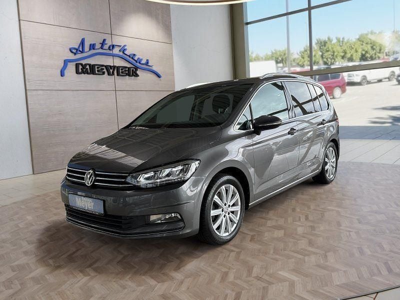Grau Gebraucht 2016 VW Touran Highline Van / Kleinbus | 16.800 € (Superpreis) - Bild 1/4