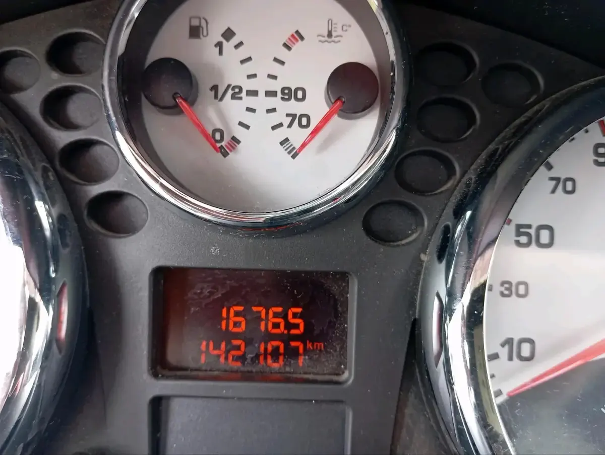 Gebraucht Peugeot 207 Premium 88 PS (64 kW) 2009 Silber Kombi