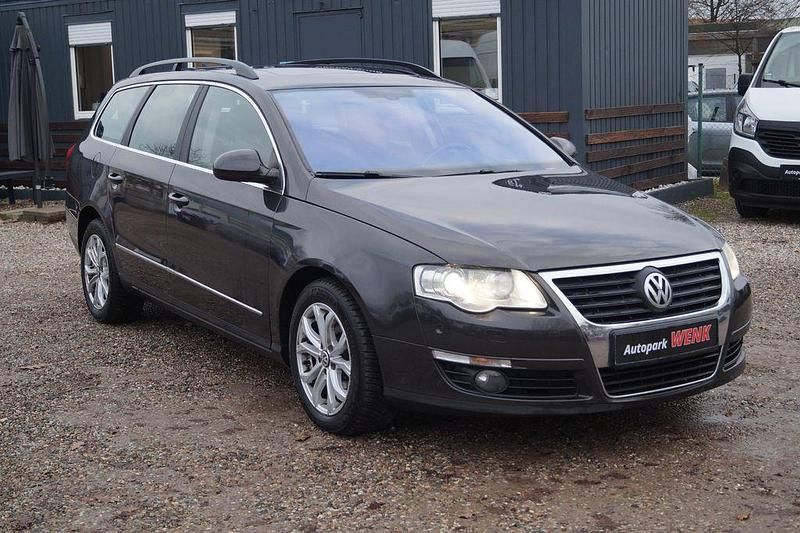 Schwarz Gebraucht 2009 VW Passat Comfortline Kombi | 3.500 € (Fairer Preis) - Bild 1/4
