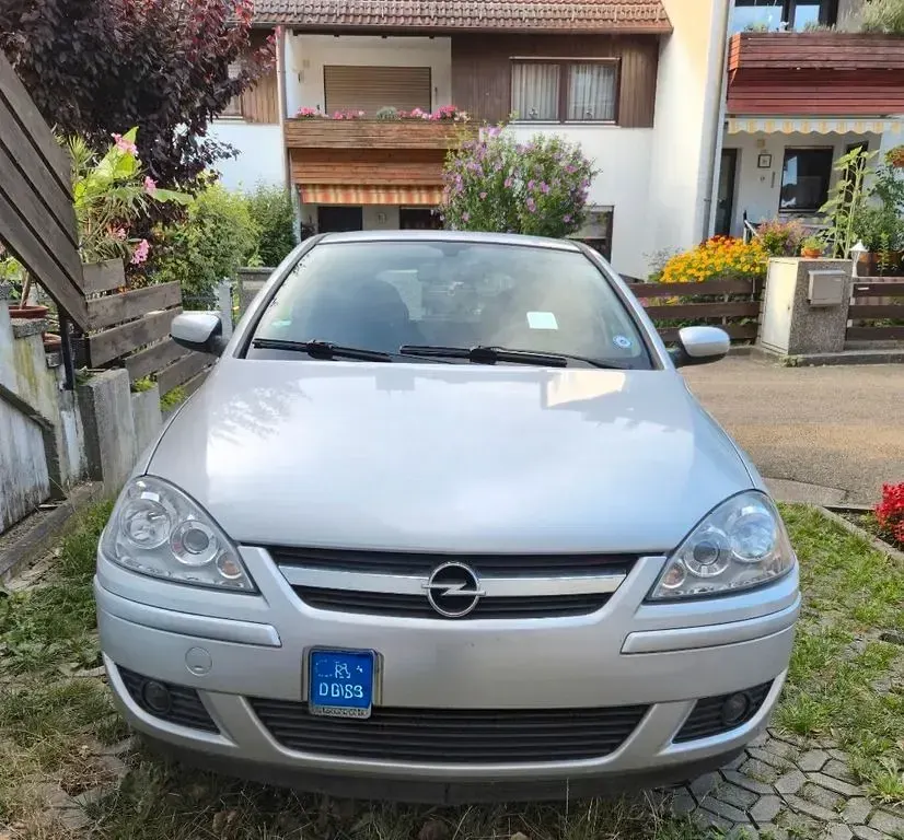 Gebraucht Opel Corsa 80 PS (58 kW) 2005 Grau Kleinwagen