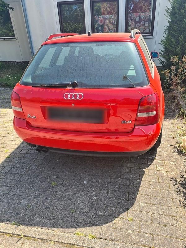 Gebraucht Audi A4 165 PS (121 kW) 2001 Rot Kombi