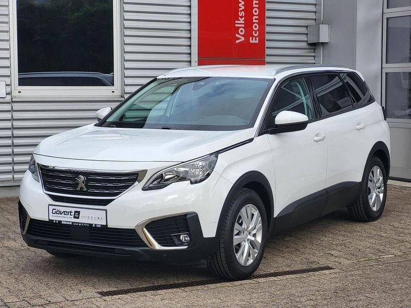 Weiß Gebraucht 2017 Peugeot 5008 Active Van / Kleinbus | 13.790 € (Fairer Preis) - Bild 1/4
