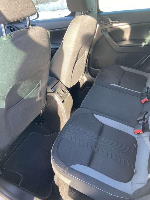 Gebraucht Skoda Yeti Outdoor Adventure 140 PS (102 kW) 2015 Weiß SUV