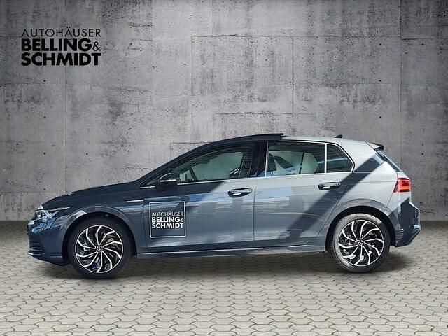 Gebraucht VW Golf VII Edition 150 PS (110 kW) 2021 Andere farbe Kleinwagen