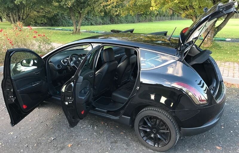 Gebraucht Lancia Delta Silver 120 PS (88 kW) 2011 Schwarz Kleinwagen