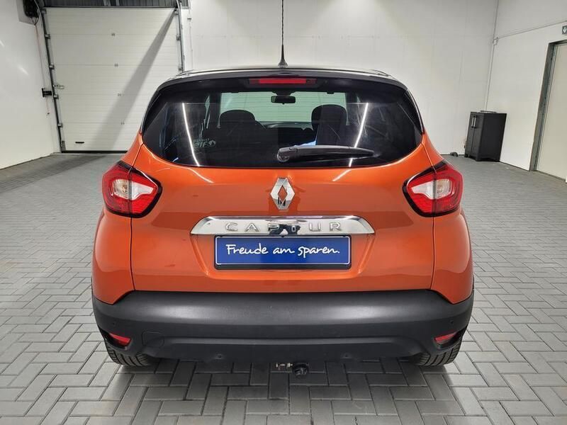Gebraucht Renault Captur Dynamique 120 PS (88 kW) 2014 Orange (orangemet.) SUV