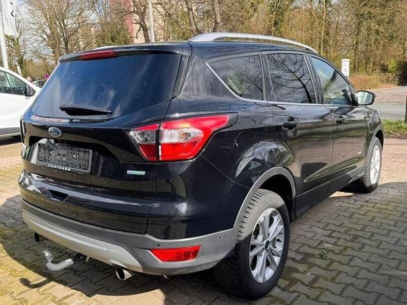 Gebraucht Ford Kuga Titanium 182 PS (133 kW) 2018 Schwarz SUV